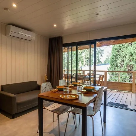 キャンプ場 Ecolodge L'etoile D'argens Officiel 5*