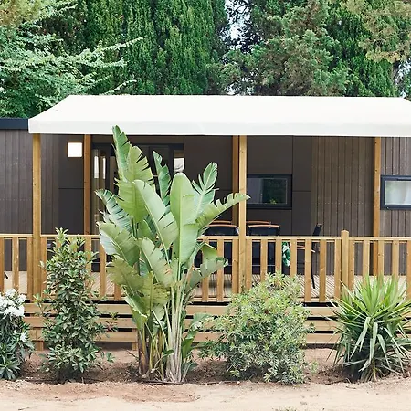 キャンプ場 Ecolodge L'etoile D'argens Officiel